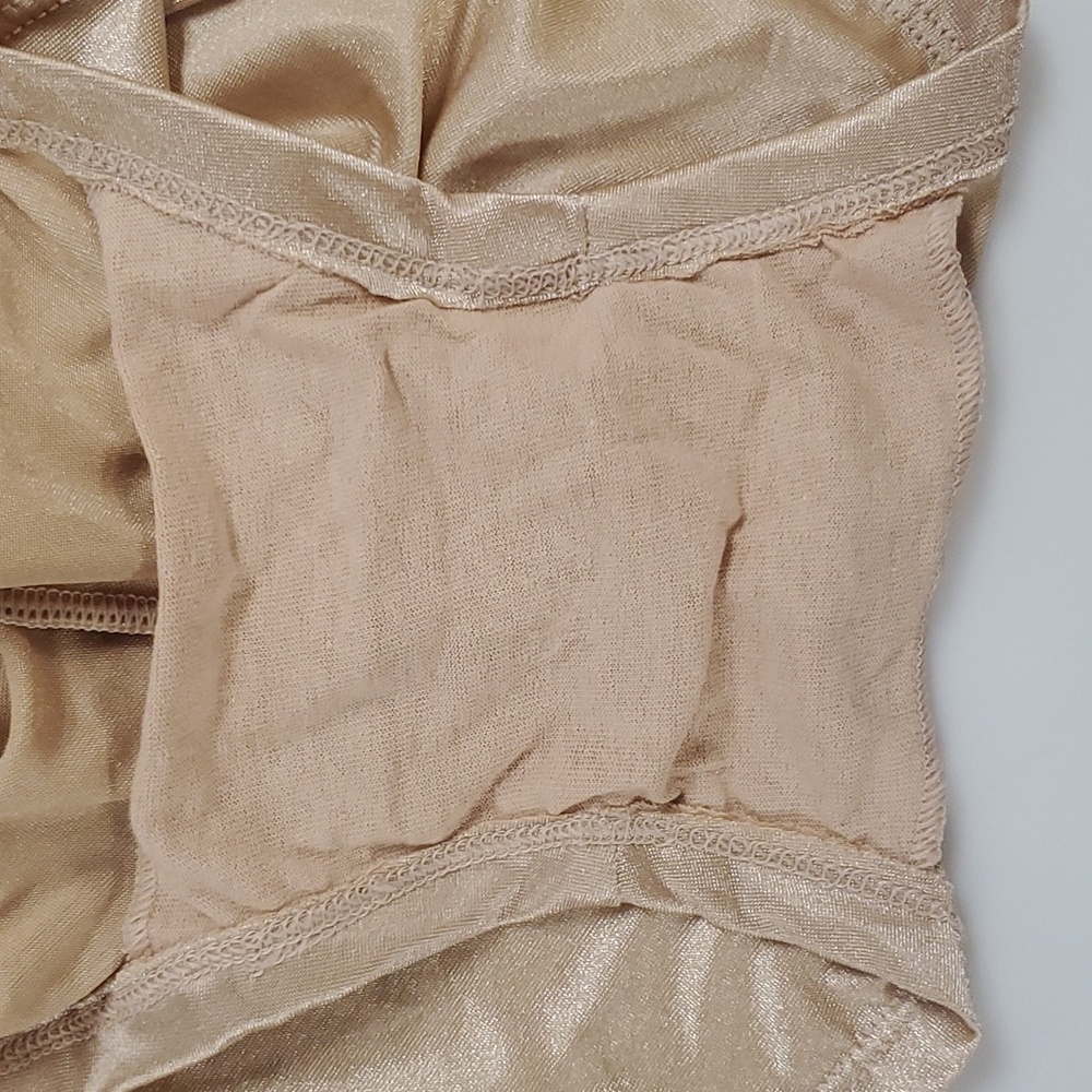 Vassarette Boyshort NWOT - Picture 5 of 5